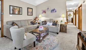 103 Greenwich Dr, Albany, NY 12203