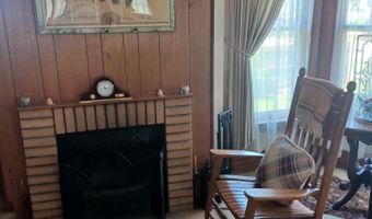 526 Comstock, Adrian, MI 49221
