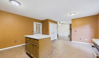 40 Chimney Rd, Batesville, AR 72501