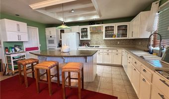 20284 Majestic Dr, Apple Valley, CA 92308