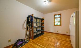 6300 Jonathan Ln, Albany, OH 45710