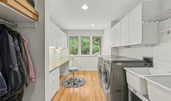 5315 Red Fox Run, Ann Arbor, MI 48105