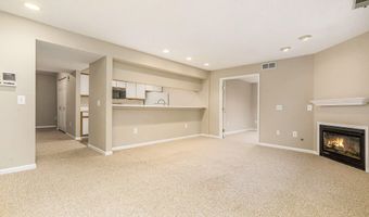 1631 Weatherstone Dr, Ann Arbor, MI 48108