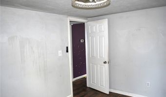 320 Broadway St, Amherst, OH 44001
