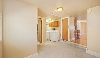 3208 CHEYENNE St, Cheyenne, WY 82001