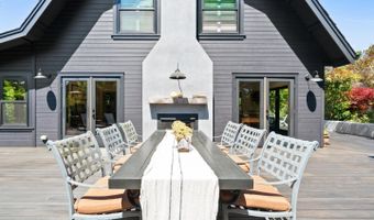 995 Old Farm Ln, Aptos, CA 95003