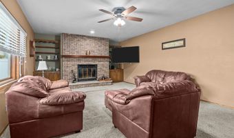 1022 E CAPITOL Dr, Appleton, WI 54911