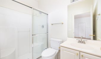 16 Thistle Holw 16, Avon, CT 06001