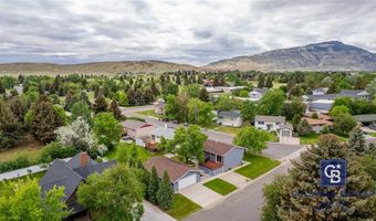 2102 10th St, Cody, WY 82414