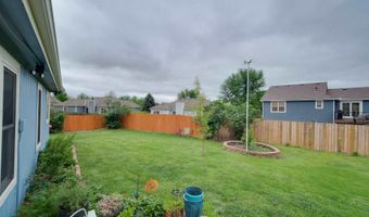 927 Jasara Cir, Baldwin City, KS 66006