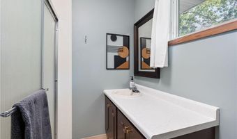 902 11th Ave SW, Austin, MN 55912