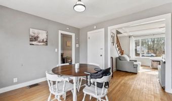 5 Webb Rd, Waterville, ME 04901