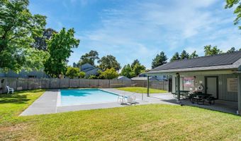 307 Occidental Cir, Santa Rosa, CA 95401