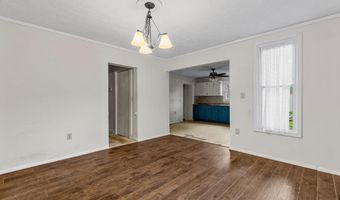 537 S Jefferson Ave, Aurora, MO 65605