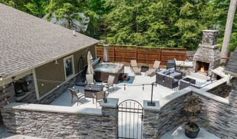 7105 SE Torch Lake Dr, Alden, MI 49612