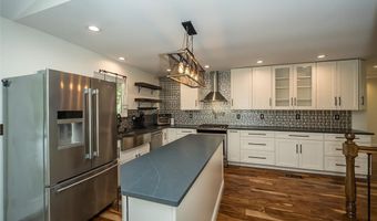 4026 Whitehall Dr, Arnold, MO 63010