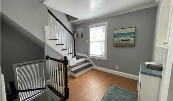29 Anthony St, Newport, RI 02840