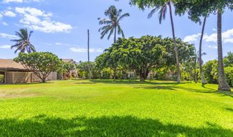 15 KULANIHAKOI St 12E, Kihei, HI 96753