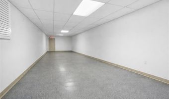1 Angell Rd, Narragansett, RI 02882