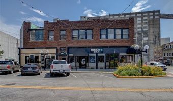 215 W 3rd St, Alton, IL 62002