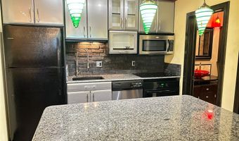 111 SE 22nd St 21, Bentonville, AR 72712