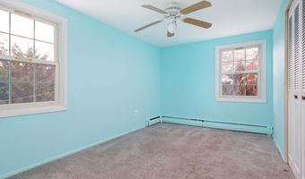 79 Irongate Ln, Aberdeen, NJ 07747