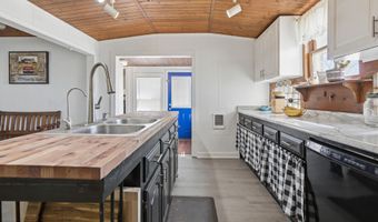 686 Weeks Ave, Asbury, MO 64832