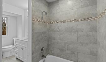 98 Marine Rd, Waretown, NJ 08758