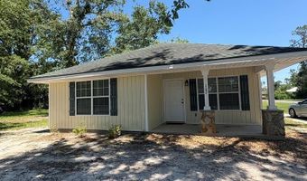 107 107 Peachtree St, Baxley, GA 31513