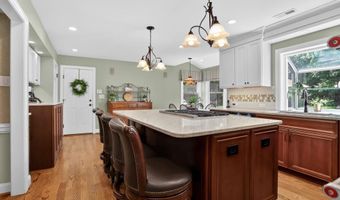 70 HOGAN Ln, Ambler, PA 19002