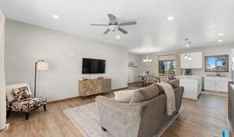 500 E Cairos Pl, Brandon, SD 57005