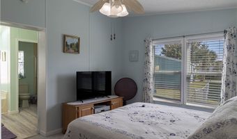 610 Wedelia Dr, Barefoot Bay, FL 32976