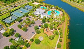 6135 VOYAGERS Pl, Apollo Beach, FL 33572