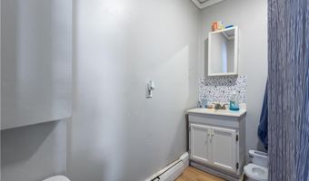 24 Erastus St, Providence, RI 02909
