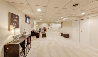 1608 N Douglas Ave, Arlington Heights, IL 60004