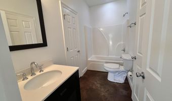 416 State St, Bay St. Louis, MS 39520