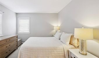 35 Anna Olivo Ct, Narragansett, RI 02882