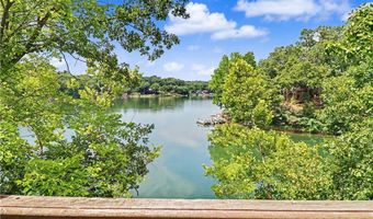 40 Duvall Ln, Bella Vista, AR 72715