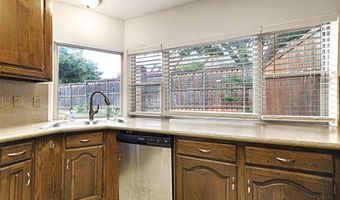 14900 Le Grande Dr, Addison, TX 75001