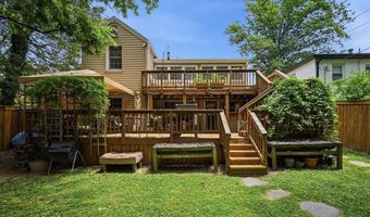1116 N ROOSEVELT St N, Arlington, VA 22205