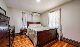58 Richard St, Cranston, RI 02910