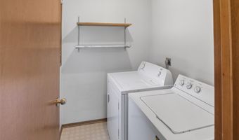920 9th Ave NW, Altoona, IA 50009