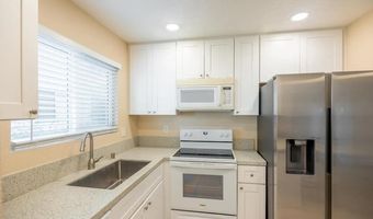 2566 WHITE OAK Pl 1, Escondido, CA 92027