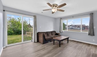 3795 E Sunnyside Rd, Ammon, ID 83406