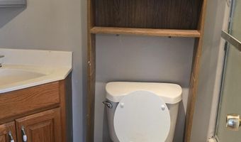 131 Veeder Ln, Bayville, NJ 08721