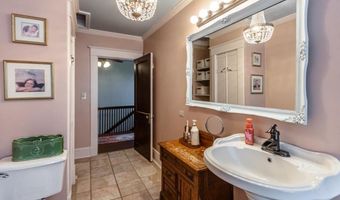 151 Burke St, Appomattox, VA 24522