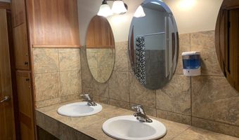 54432 McKenzie Hwy 17, Blue River, OR 97413
