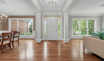 43079 LAGO GALLERIE Ct, Ashburn, VA 20148