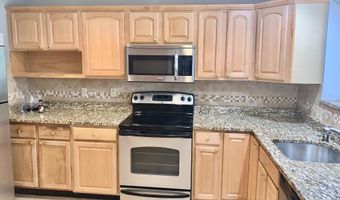2218 S QUINCY St 1, Arlington, VA 22204