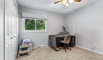 13994 Holyoke Ct, Apple Valley, MN 55124